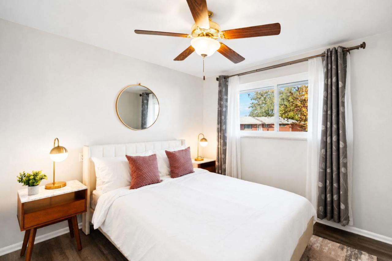 Cozy Stay Home with Game Rooms and Spacious Backyard - B&B Arvada