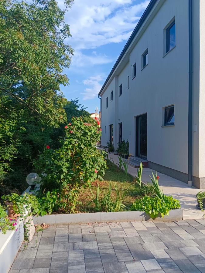 IGGY - B&B Malinska