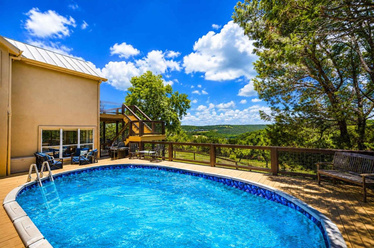 Family Pool Cozy Fireplace Hot Tub & Stunning Views - Ferienwohnung New Braunfels