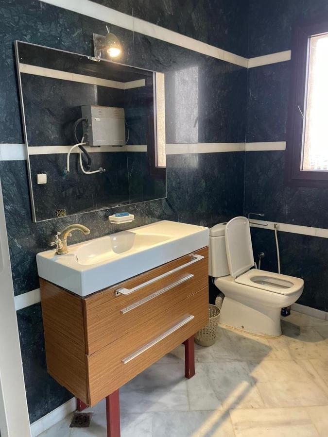 Familiensuite mit Balkon