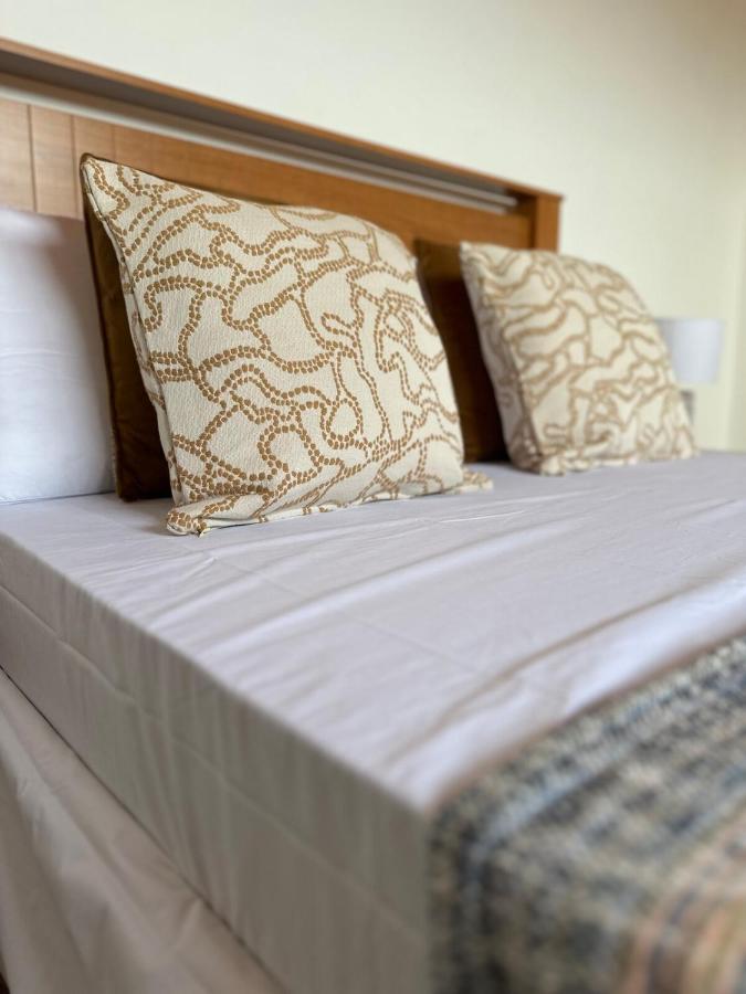 1 BR Fast Wifi 2 min to Beach Santa Maria - Bed and Breakfast Santa Maria