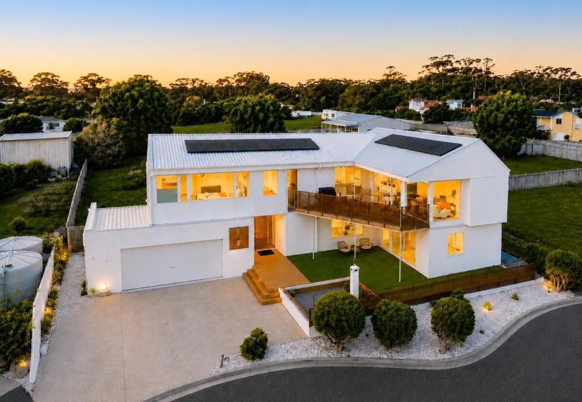 Firestone - Luxury Coastal Escape - Ocean Views - B&B Binalong Bay