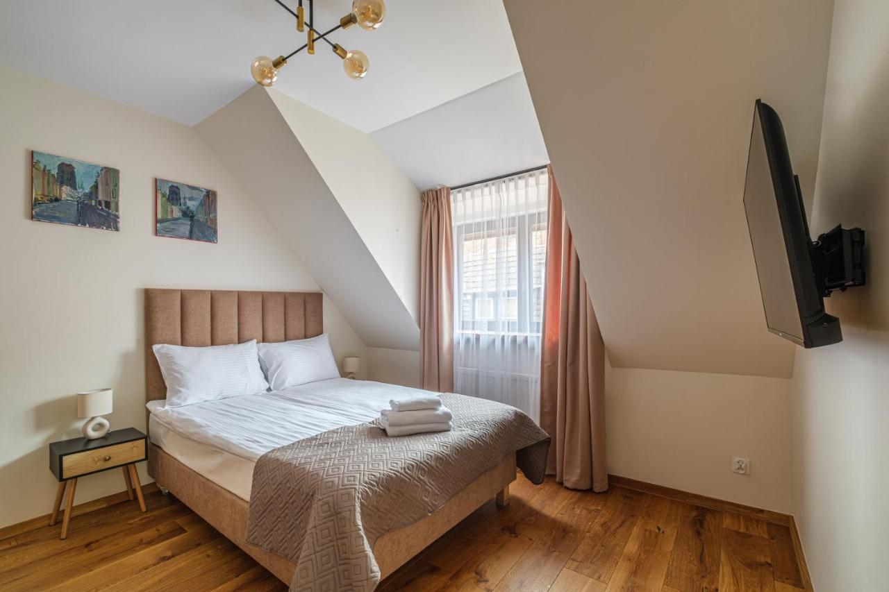 Doppelzimmer mit eigenem externen Bad
