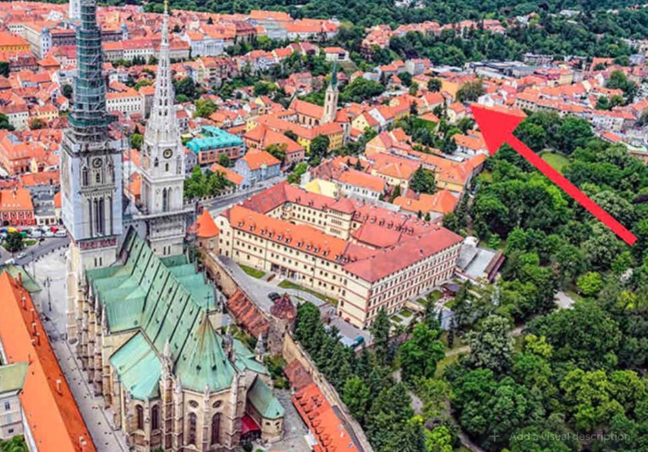 Zagreb Center large 2BR-3BA Loft by Cathedral - B&B Zagreb