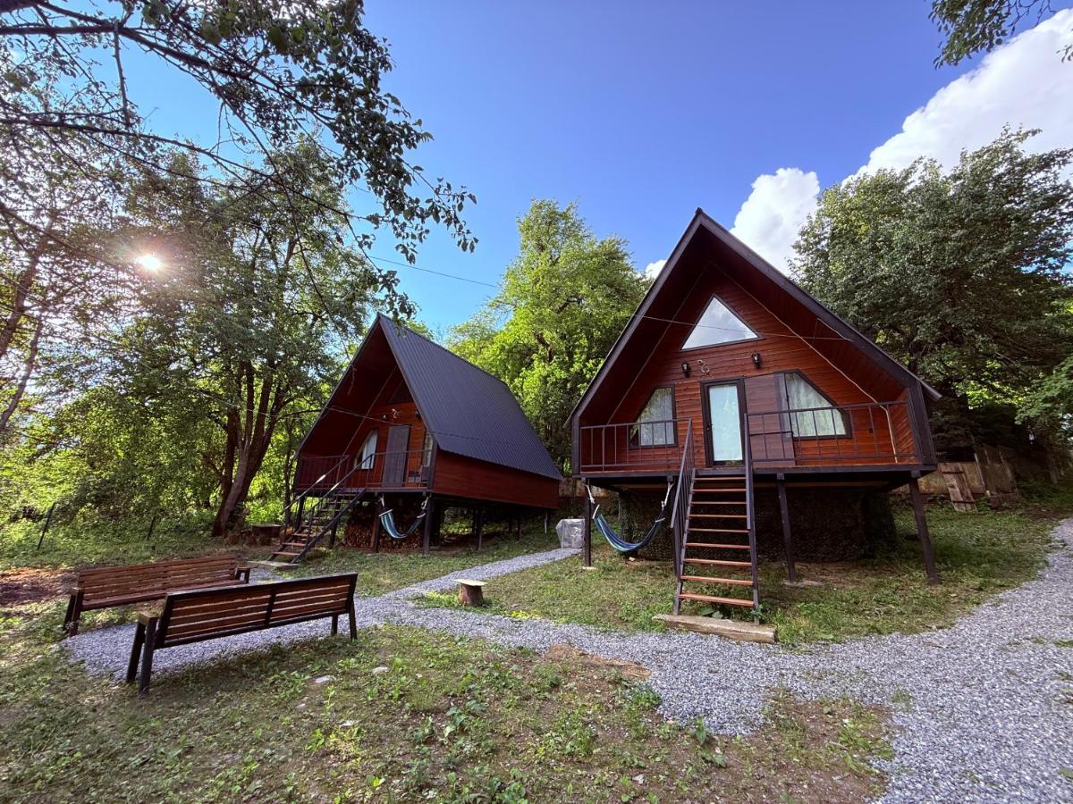 Glola A-Frame Cottages - B&B Glola