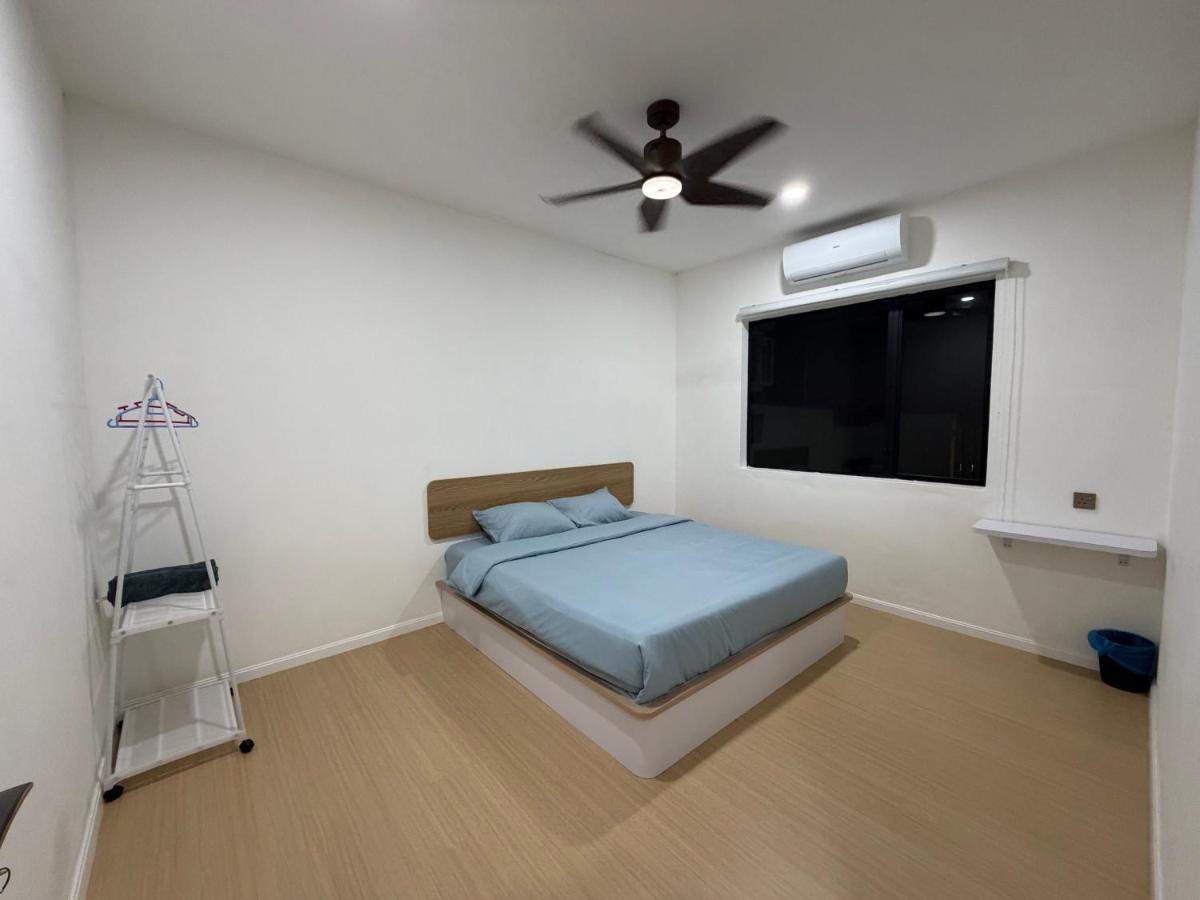 Ling Dream Home in Sitiawan - Chambres d'hôtes Sitiawan