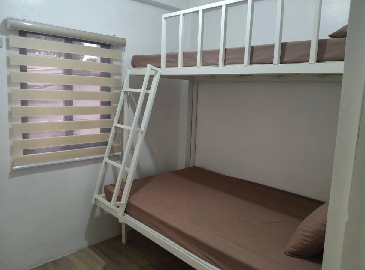 DVM Transient Inn by RedDoorz - B&B Santo Tomas