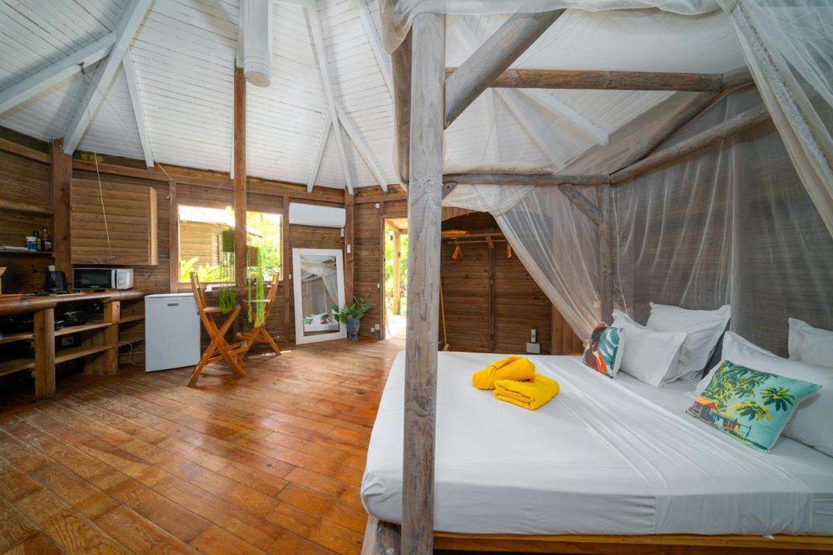 Bungalow Montabord, votre parenthèse tropicale - B&B Les Anses-d'Arlet