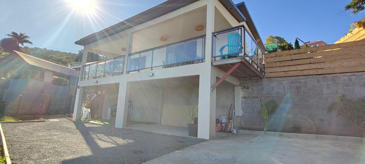 Kaz Horizon - Charmante maison jacuzzi & jardin - Chambres d'hôtes Saint-Leu