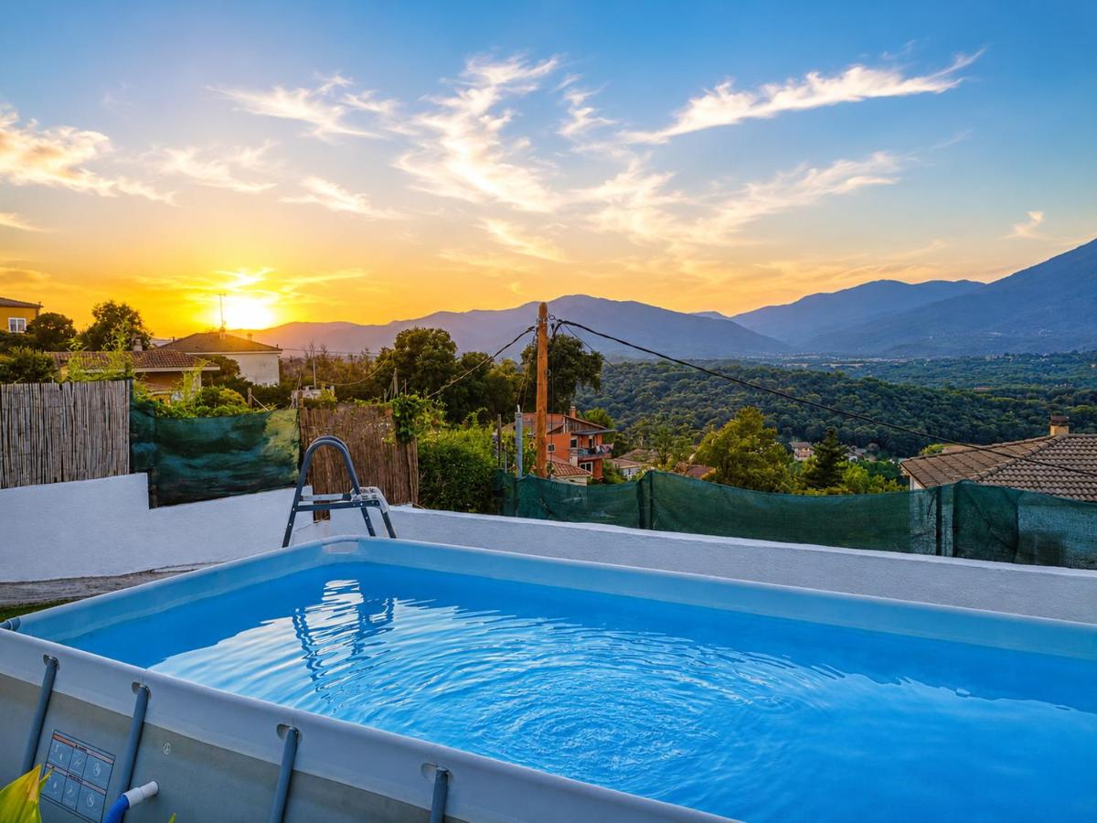 Ca la Nena Morena - Casa con piscina privada, jardín y vistas al Montseny - Chambres d'hôtes Vallgorguina