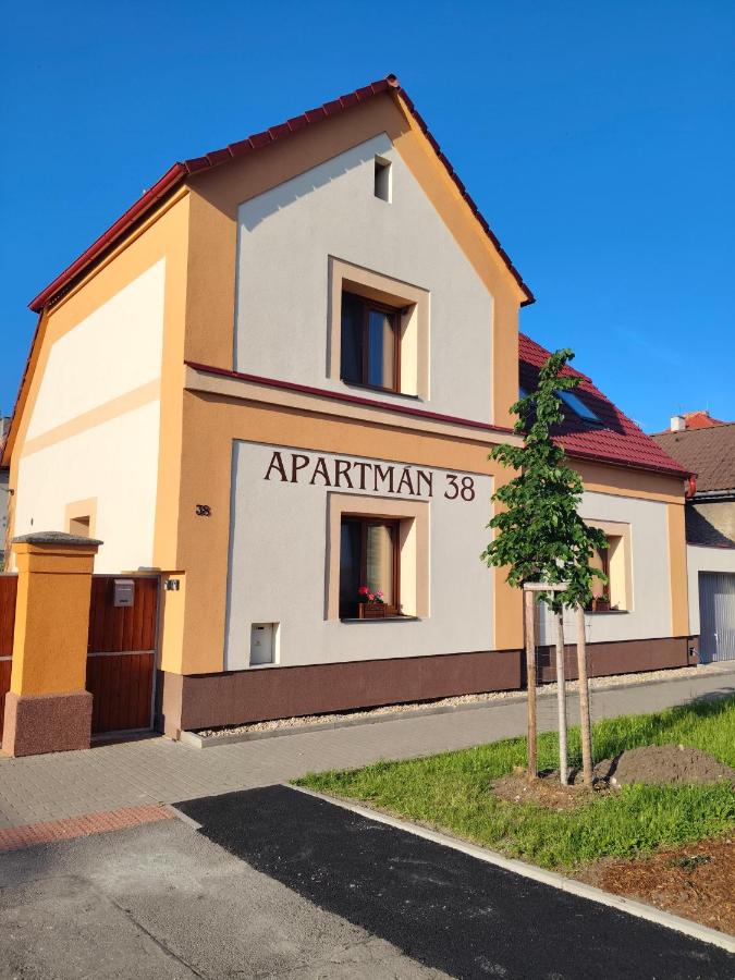 Apartmán 38 - B&B Opolany