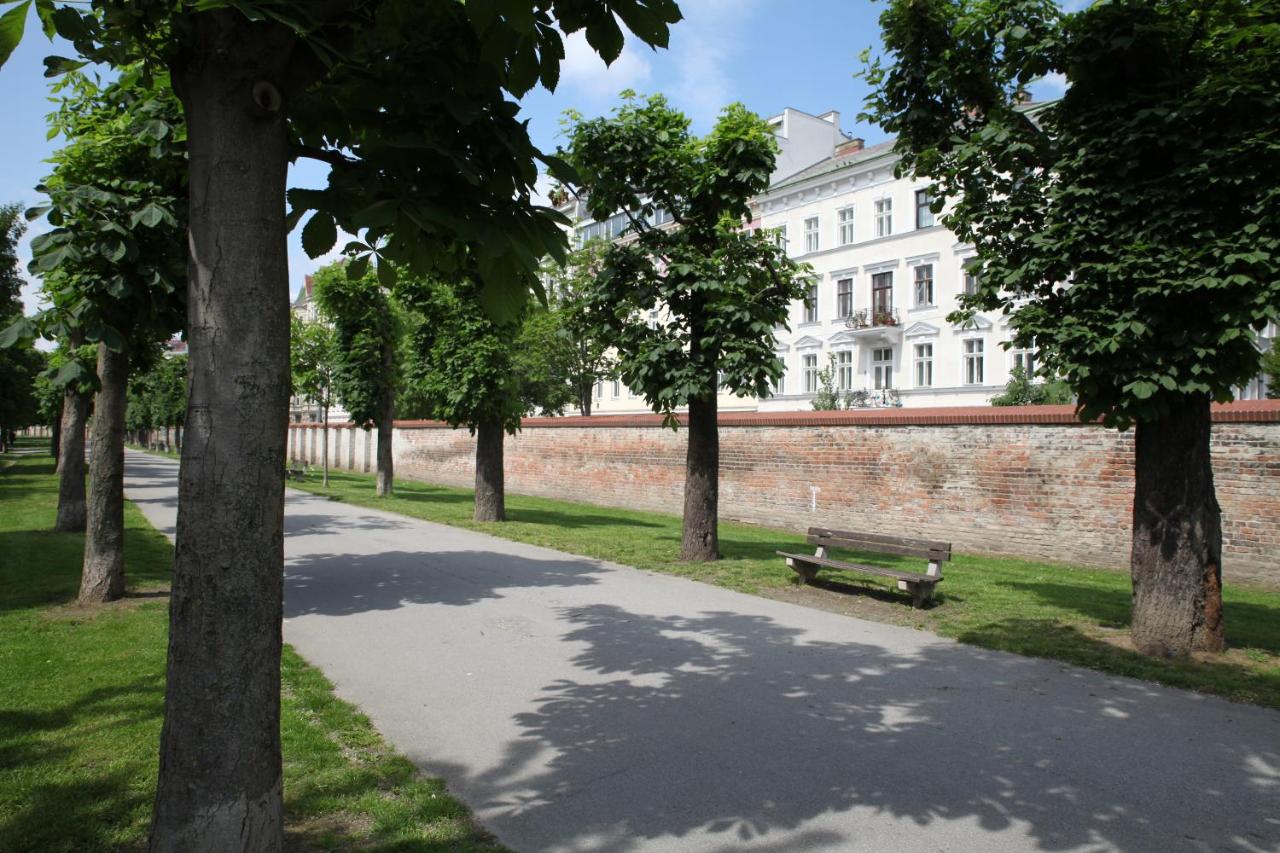 Casa Nostra - Zentrale Wohnung am Augarten - B&B