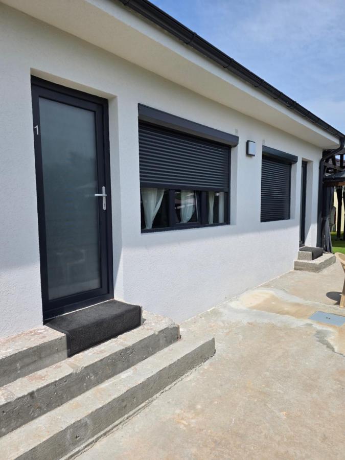 Villa Violand 2 - B&B Limanu
