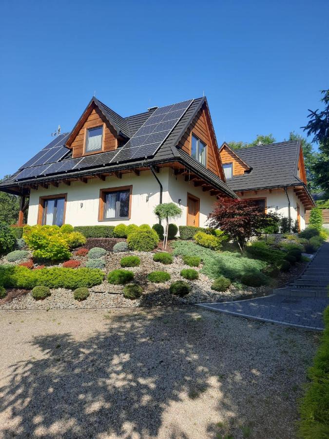 Gorczańskie Domki SAUNA Łopuszna - B&B Łopuszna
