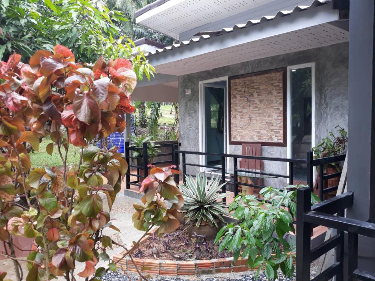 Lanta KS Garden - Bed and Breakfast Ko Lanta