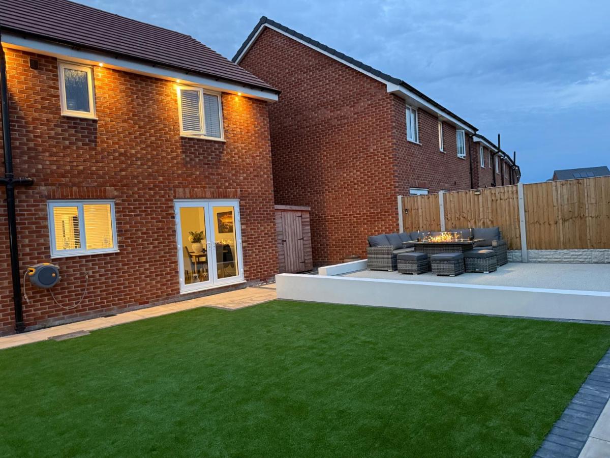 Liverpool Luxe Retreat - 4 Bedroom House - Chambres d'hôtes Liverpool