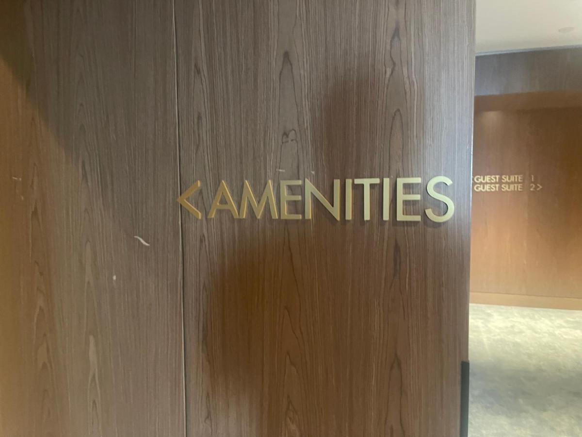 Luxury 2 Bedroom 2 Baths Condo Downtown Toronto - Ferienwohnung Toronto
