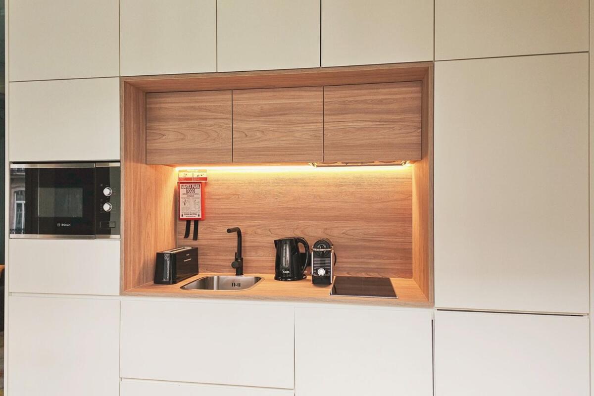 Design award-winning apartment in Ribeira - Bed and Breakfast Porto