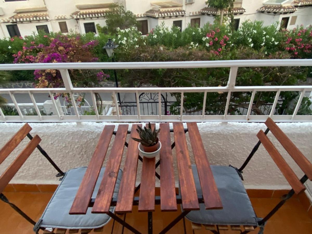 Casa con piscina y amplia terraza - B&B Playas de Orihuela