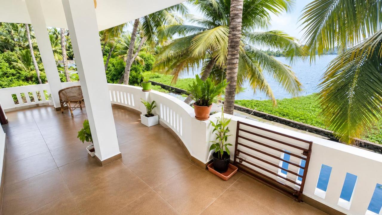 Lake Flores Home Stay - B&B Kochi