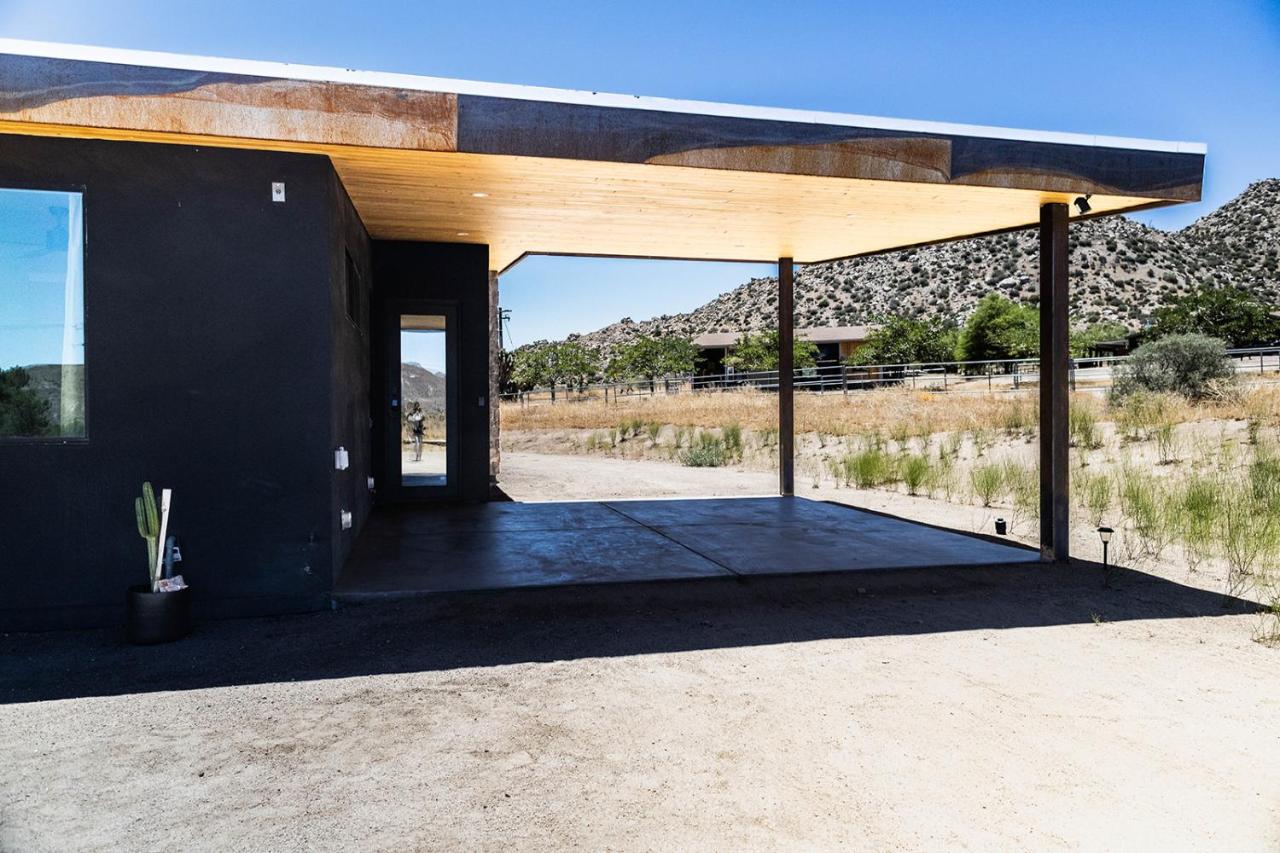 Walk to Pappy's| Resin Tub| Fireplace|Plunge Pool - B&B Pioneertown