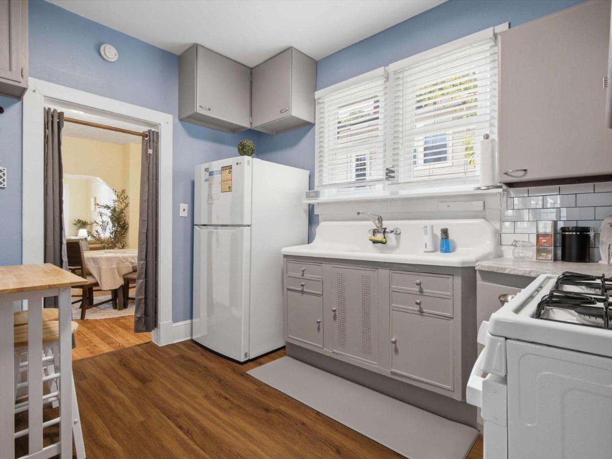 Charming Del Ray Home Near Old Town & METRO-rail - B&B Alexandria