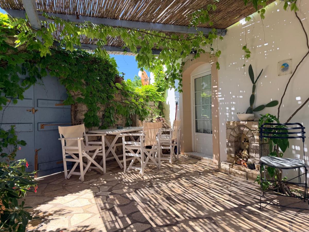 Volta Stonehouse Apartments - Bed and Breakfast Frátsia