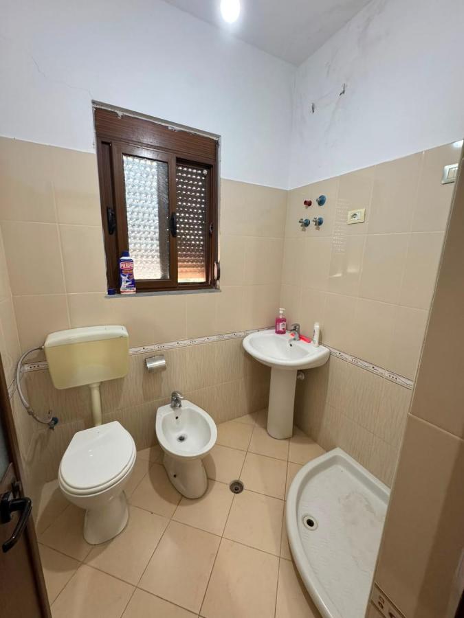 General's Beach House - B&B Kavajë