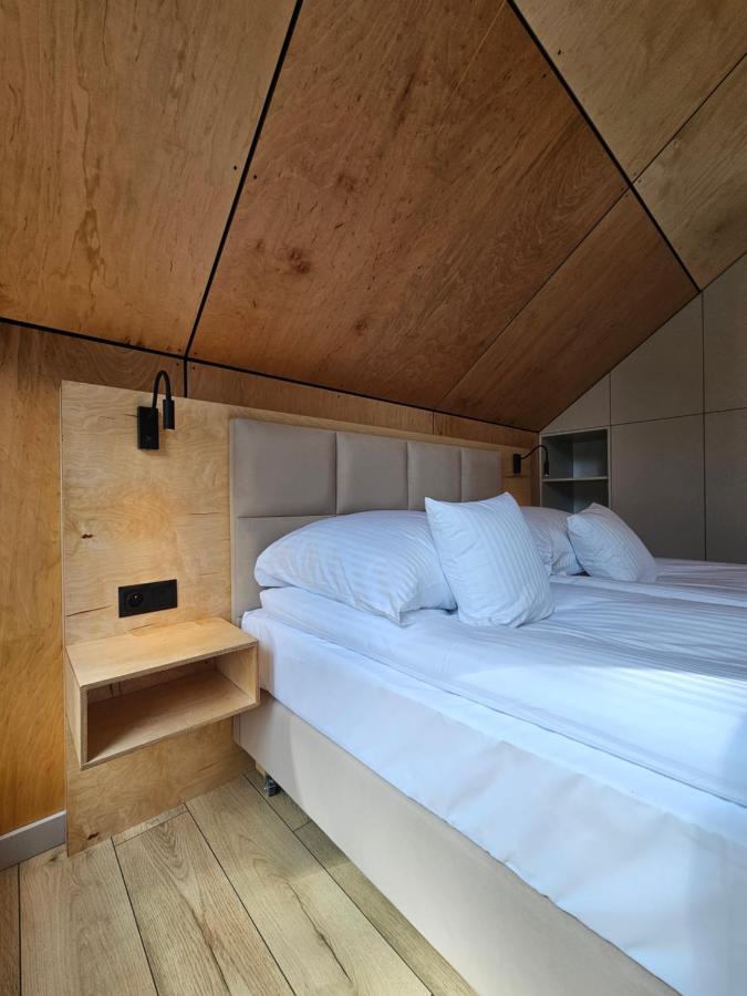 BlackWood Polanica - B&B Wolany