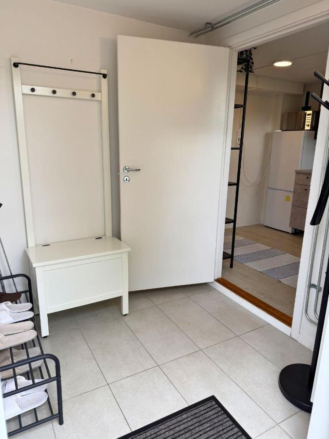 Newly renovated apartment - Strängnäs, Ekorrvägen - B&B Strängnäs