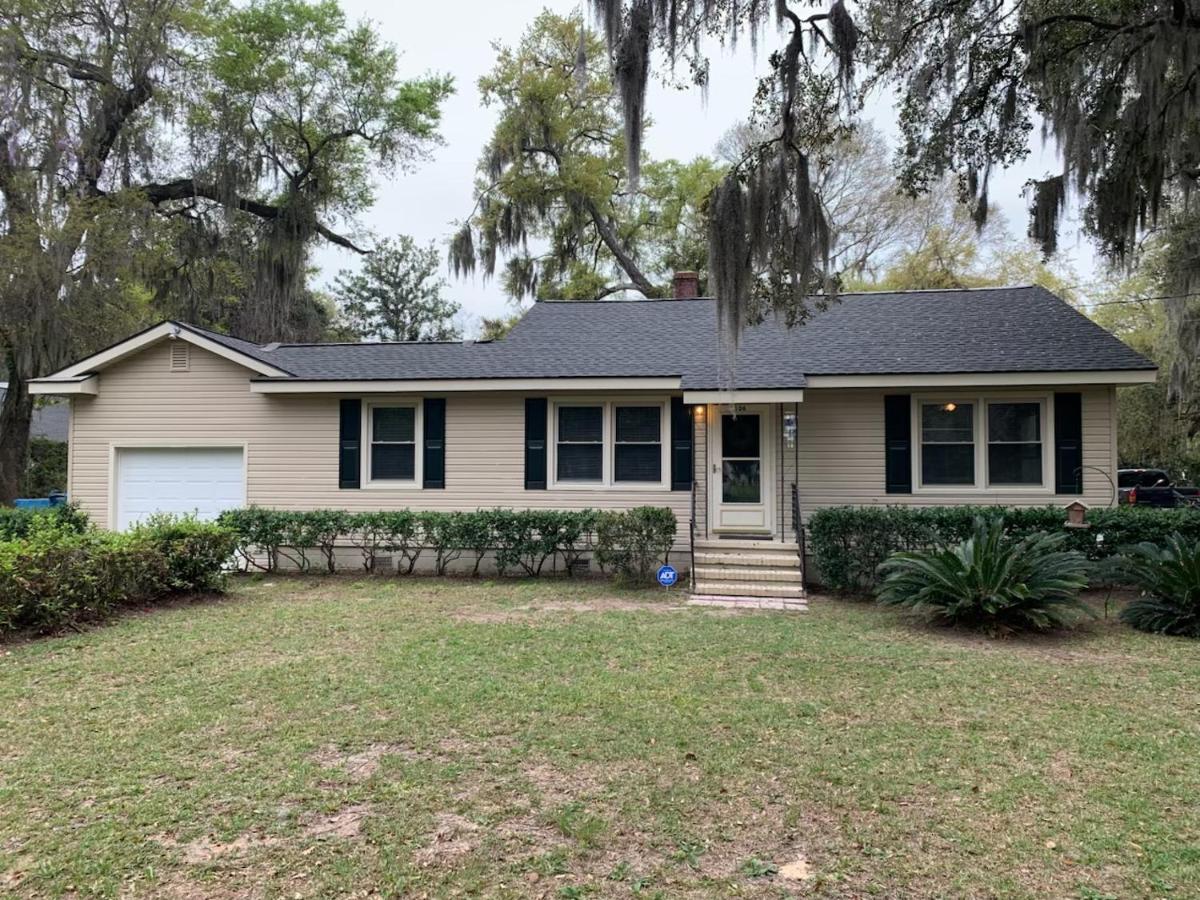 Sleeps 6 Lowcountry Retreat - Near Parris Island - B&B Beaufort