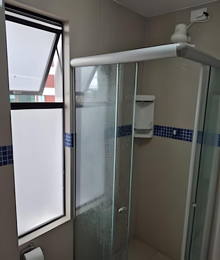 Apartamento a 150 metros da Praia, e Piscina na Cobertura do Prédio - Ferienwohnung Recife