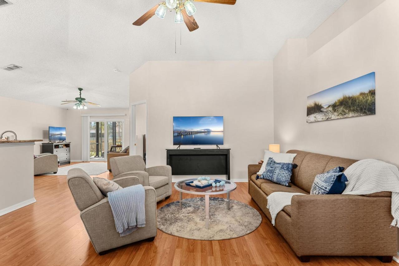 2170 Myla Ln - Bed and Breakfast Melbourne