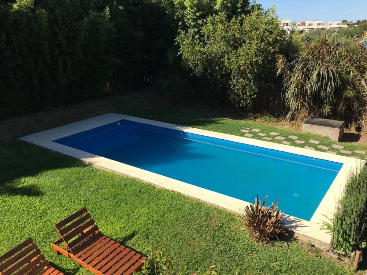 Casa en Barrio Cerrado Naturaleza Privacidad Seguridad Relax - Chambres d'hôtes Dique Luján