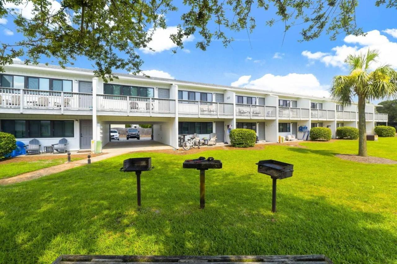 30A Beach Condo - Pool & Walk to Beach - Bed and Breakfast Santa Rosa Beach