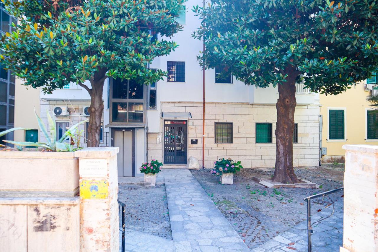 Diamond Central new apartment - Daniele Case Vacanza - B&B Anzio
