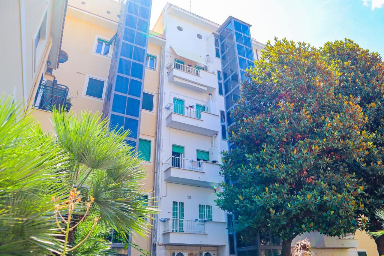 Diamond Central new apartment - Daniele Case Vacanza - B&B Anzio