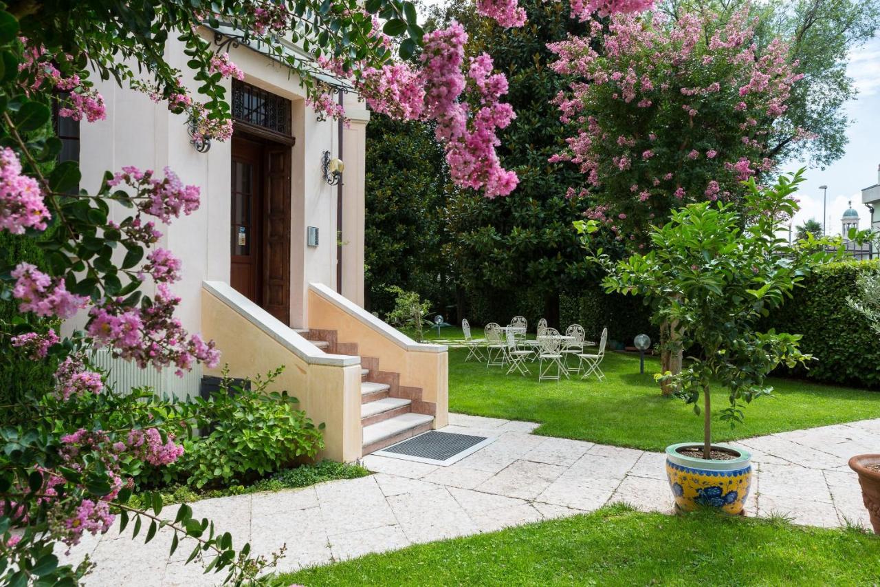 B&B Verona - Residence Villa Mainard - Bed and Breakfast Verona