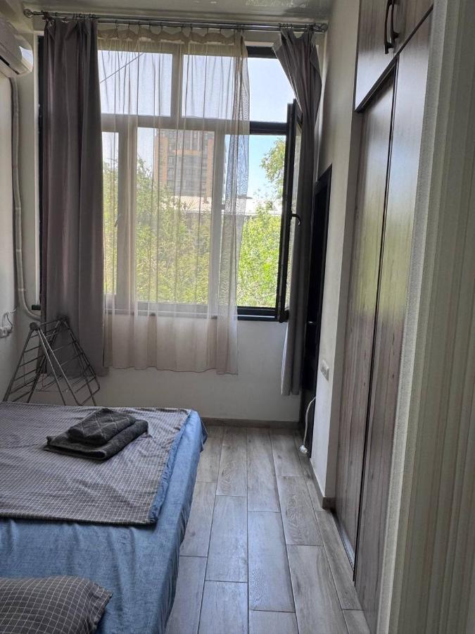 Apt in Yerevan Center Self Check-in - Chambres d'hôtes Erevan
