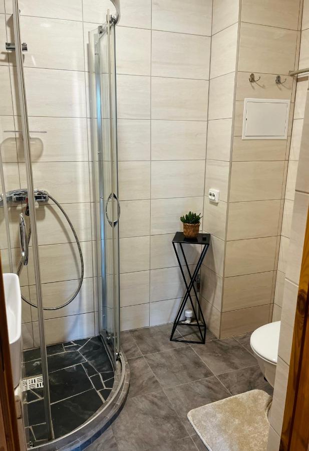 J&K Apartments - Ferienwohnung Brotzen