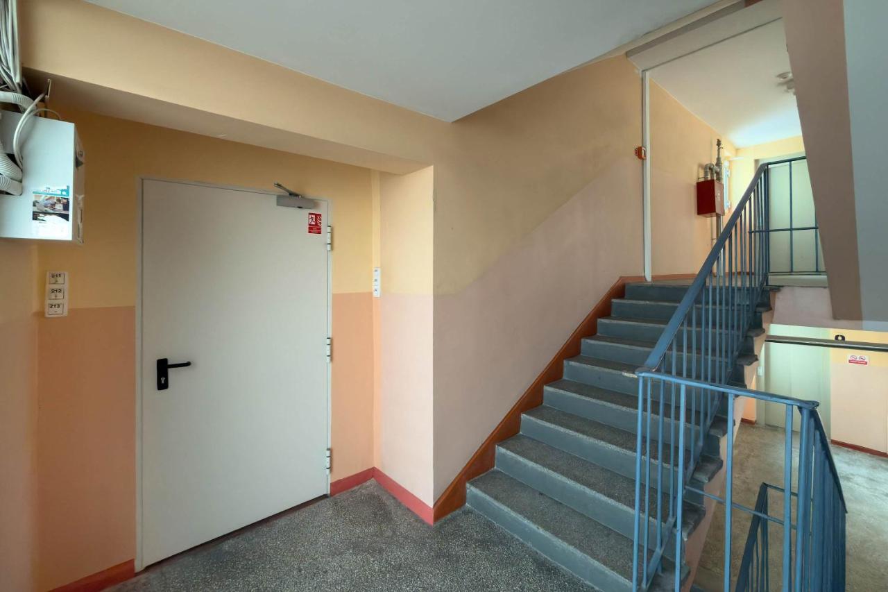 Functional Apartment with a View of the City in a Quiet Area of Wrocław by Noclegi Renters - Chambres d'hôtes Wrocław
