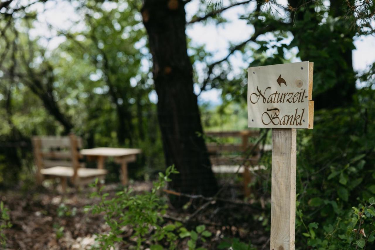 Tinyhouse mit Alpakas - Ruhe &Natur Rosmarinzeit Südburgenland-Frühstück zubuchbar - Bed and Breakfast Eltendorf