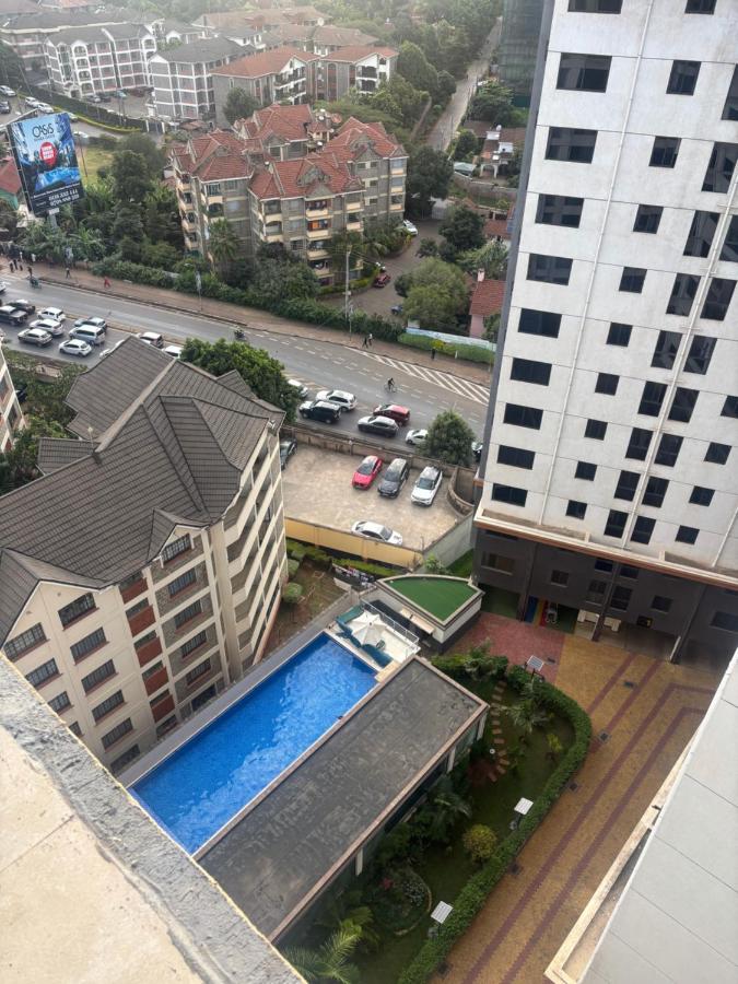 Cozy 2BR with gym&pool in the heart of Kileleshwa - B&B Nairobi