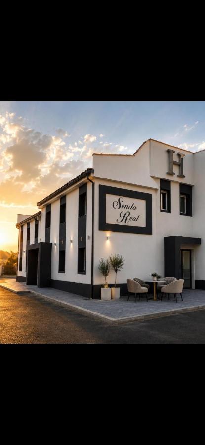 H SENDA ReAL - B&B Alcuéscar