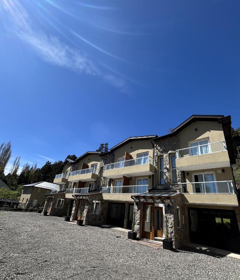 Deptos De la Cascada I Con la Mejor Vista de San Martín - Ayres del Bosque Alojamientos - Ferienwohnung San Martín de los Andes