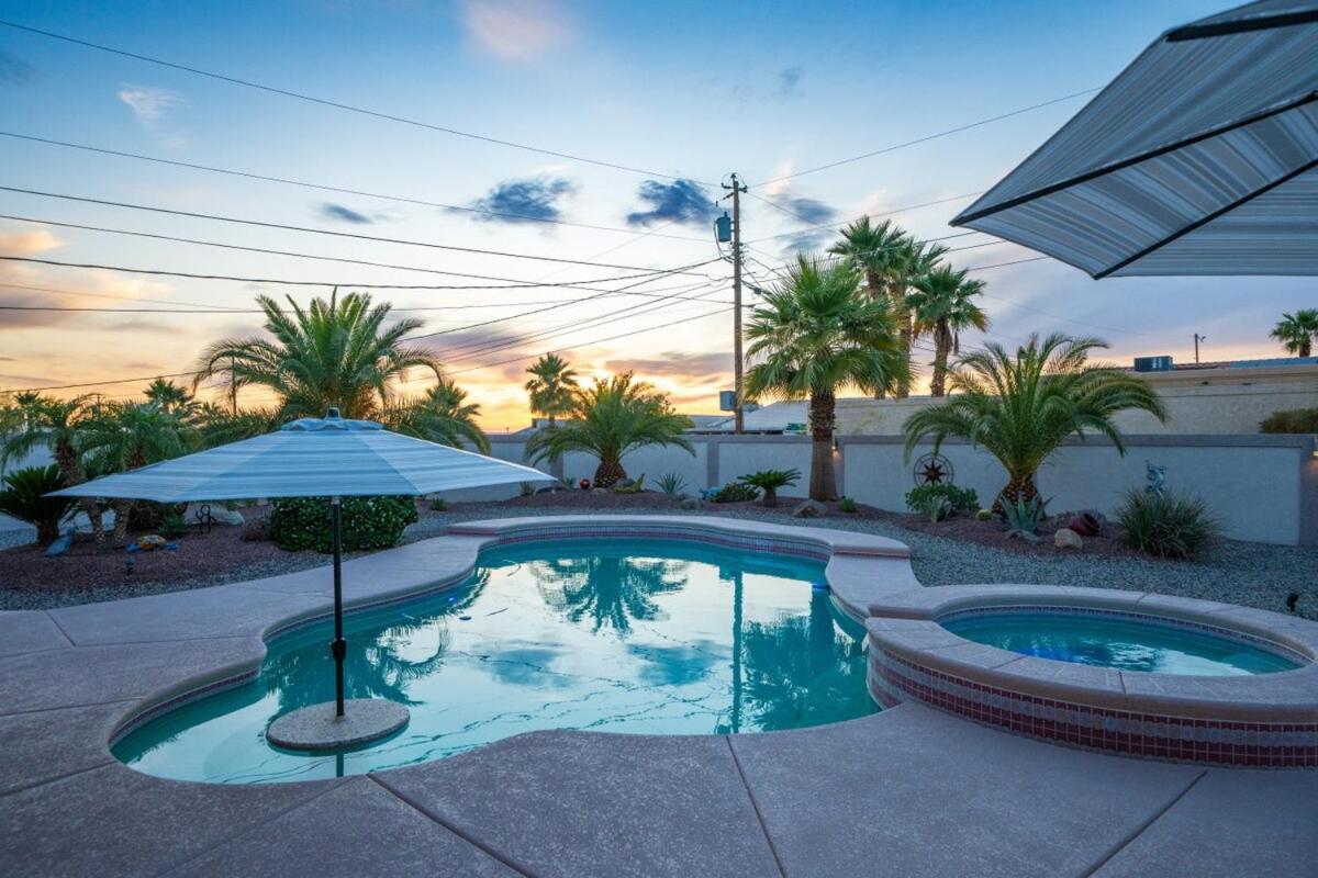 Highlander Haven - Pool, Spa, Comfort, Central - Chambres d'hôtes Lake Havasu City