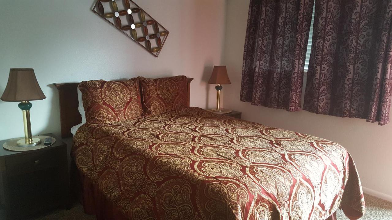 Zimmer mit Queensize-Bett