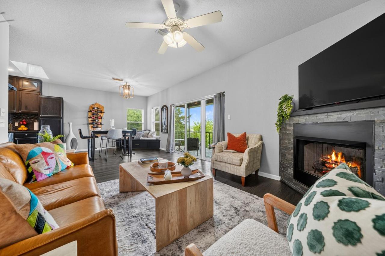 Brooklynns Bay Newly Redesigned Lakefront Retreat - Ferienwohnung Hot Springs