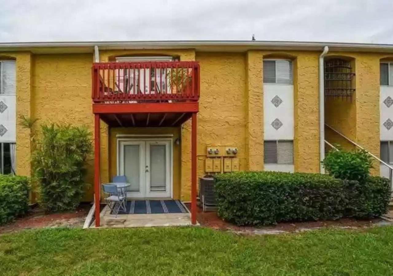 Lovely 3 bedroom first floor condo on golf course - B&B Sarasota