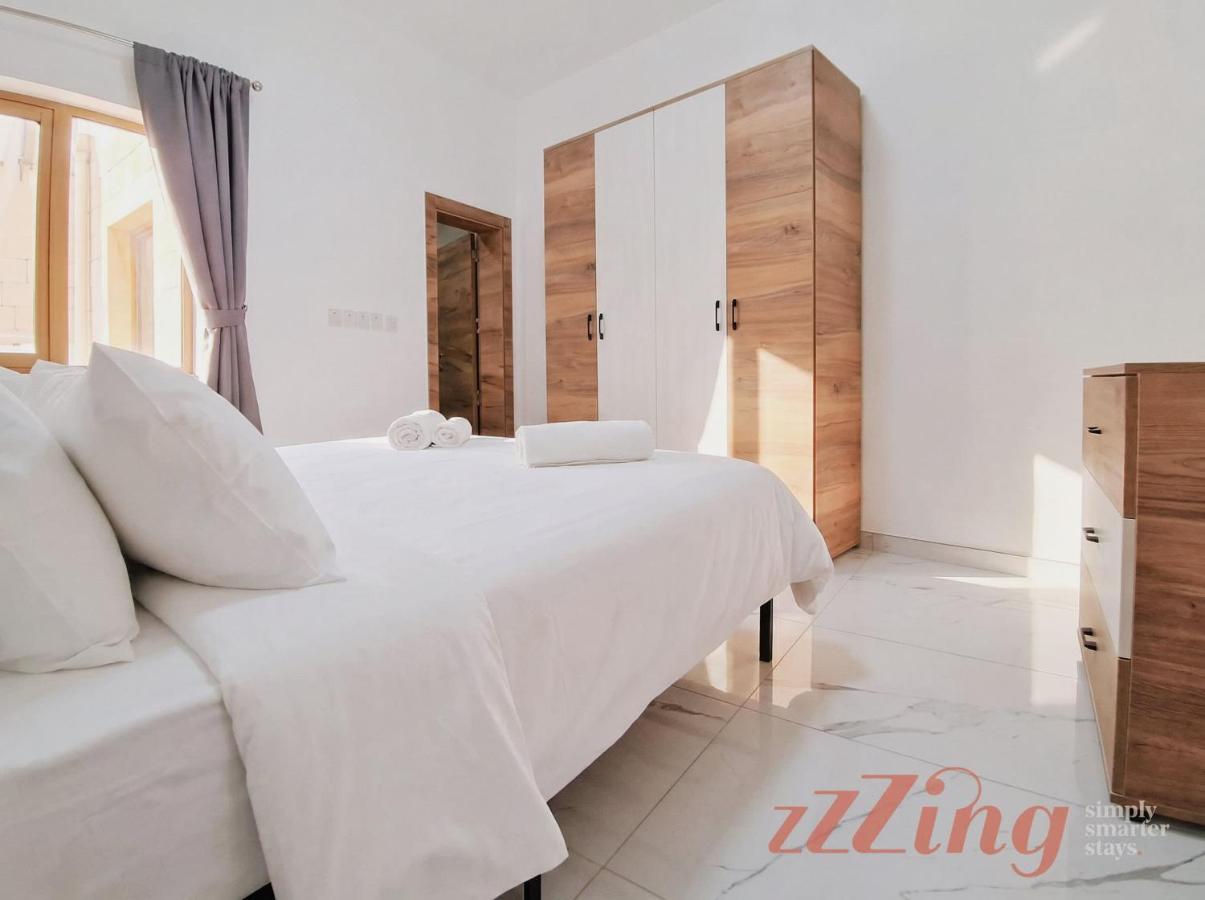 Valley View - 2BR Apartment in Marsalforn Gozo - Bed and Breakfast Marsalforn